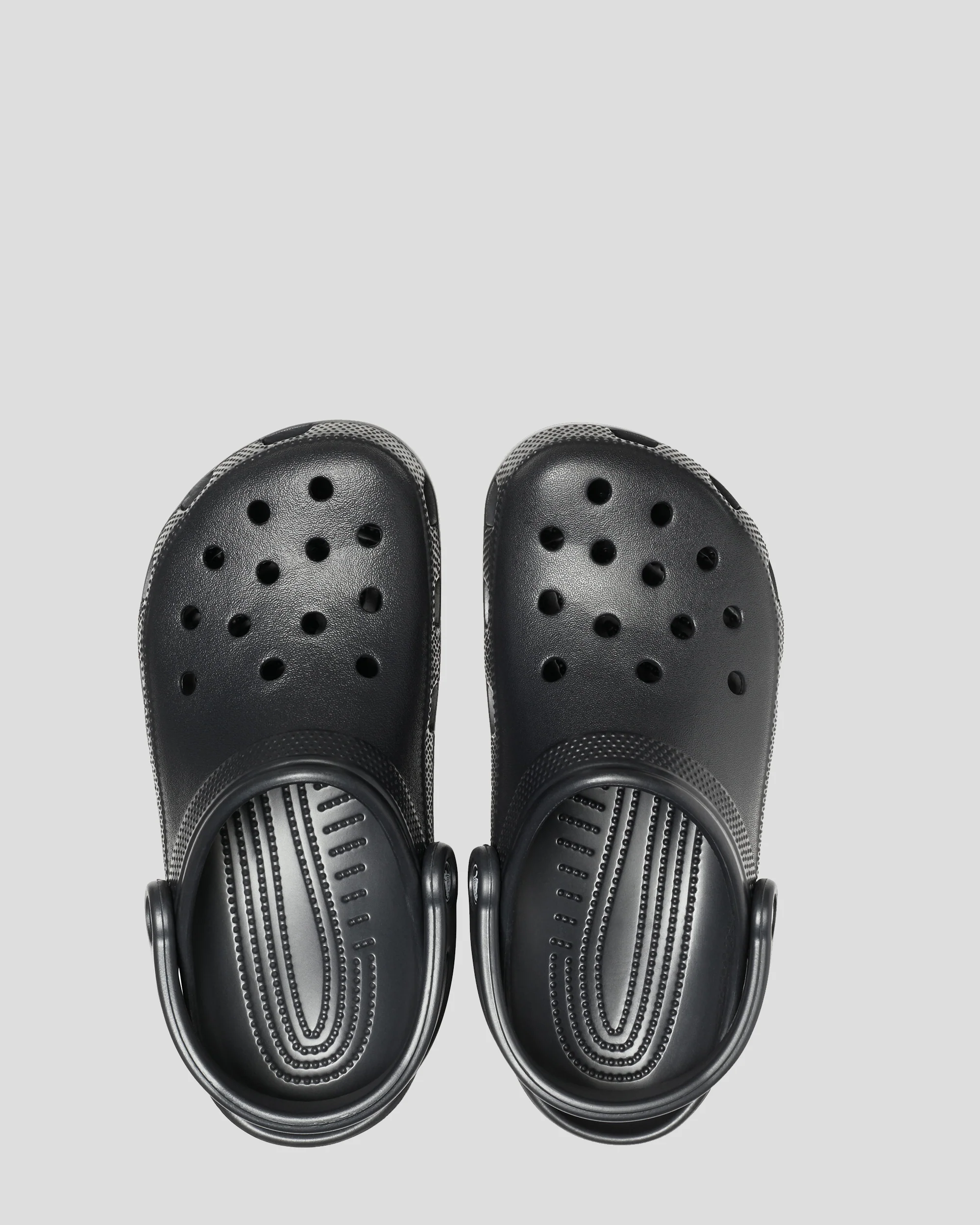 Crocs Classic Clog - Black - Image 5