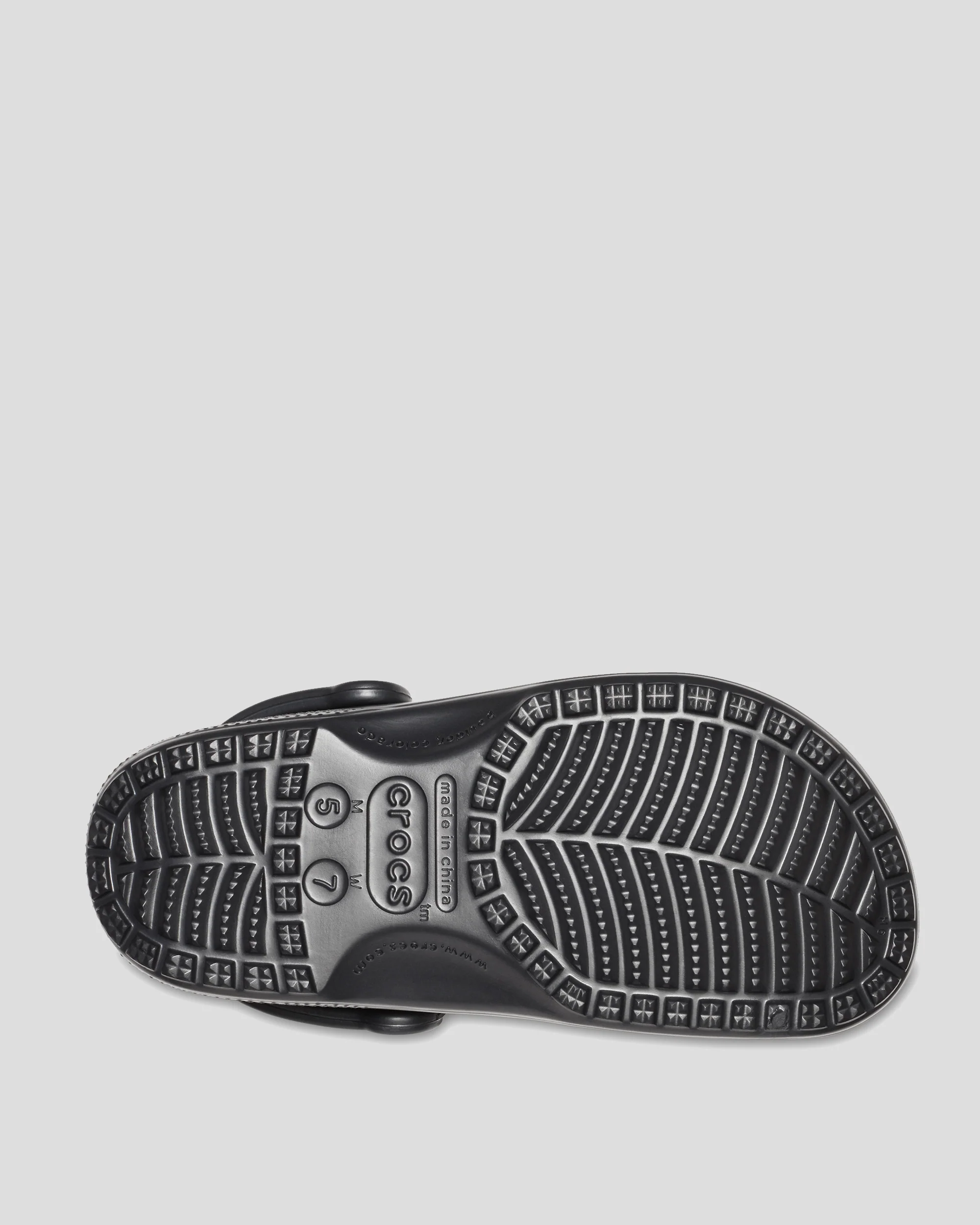Crocs Classic Clog - Black - Image 7