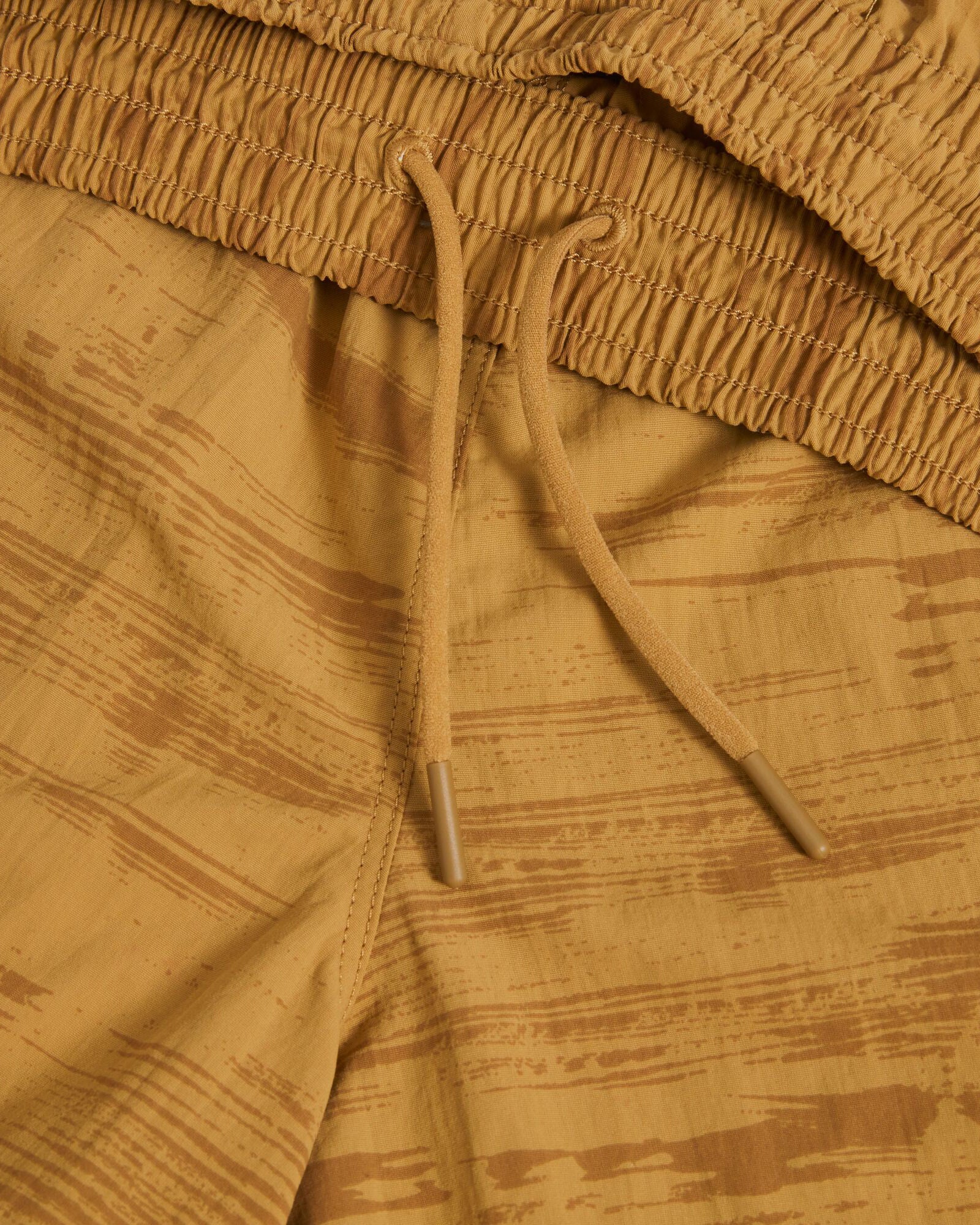 Women's EVRY-Day 4 inch Shorts - Dijon Traverse Print - Image 6
