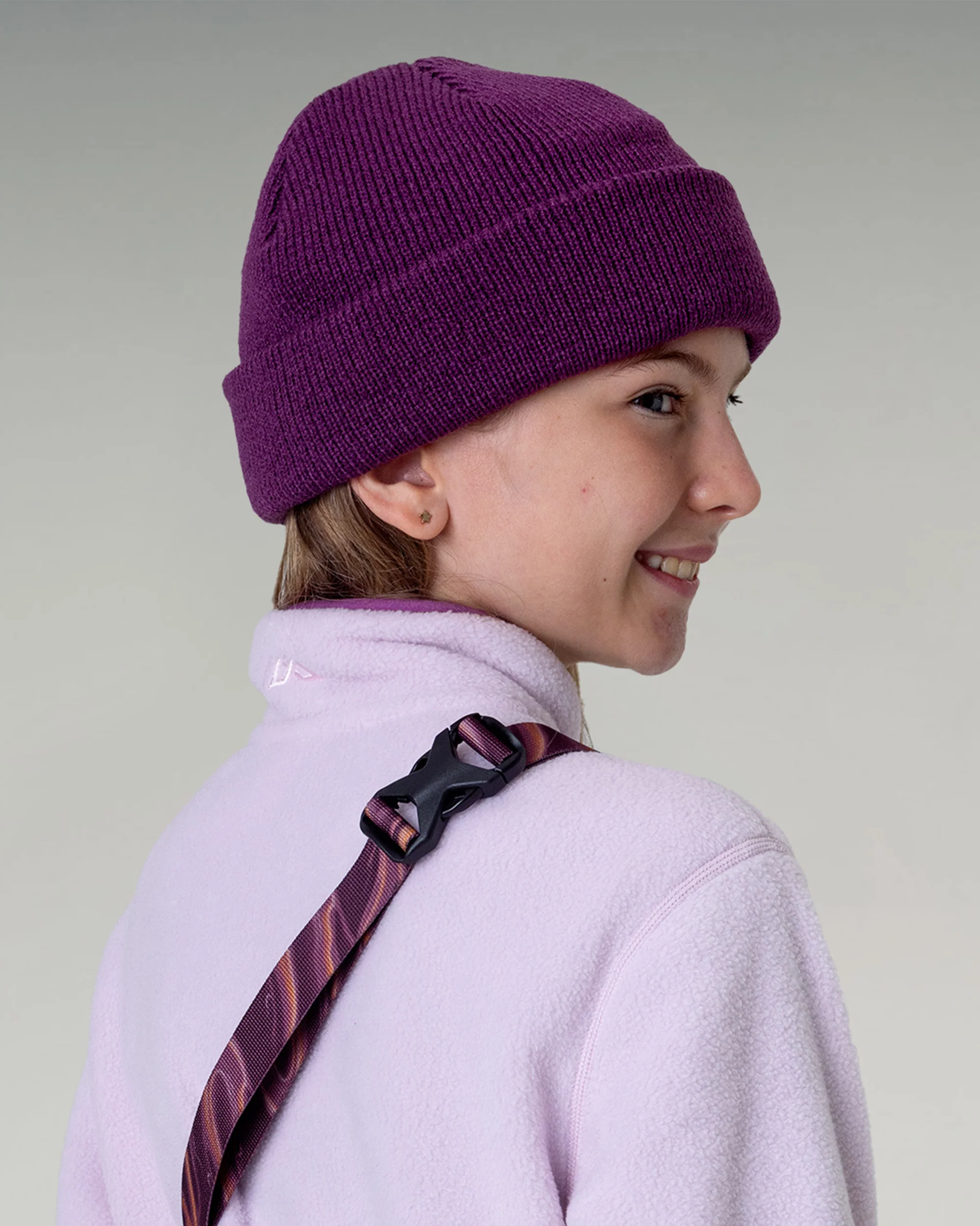 Kids' Fyfe Beanie - Berry - Image 2