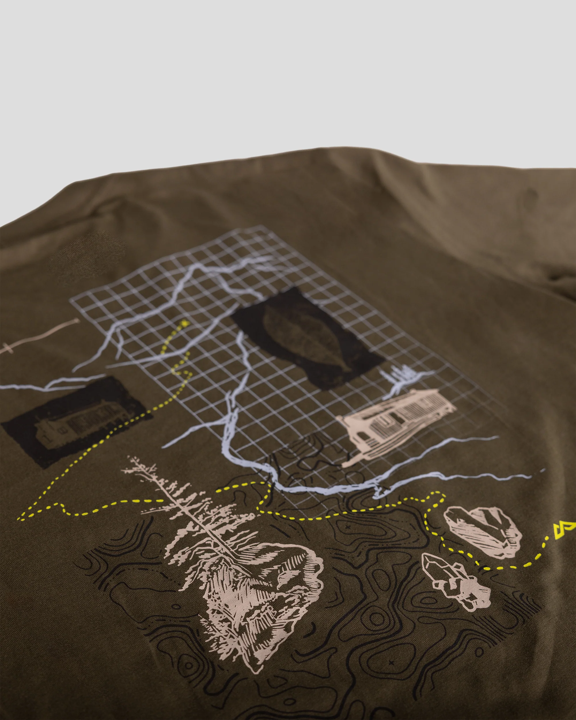 Men's On The Trail Organic Cotton T-Shirt - Light Moss - Image 2