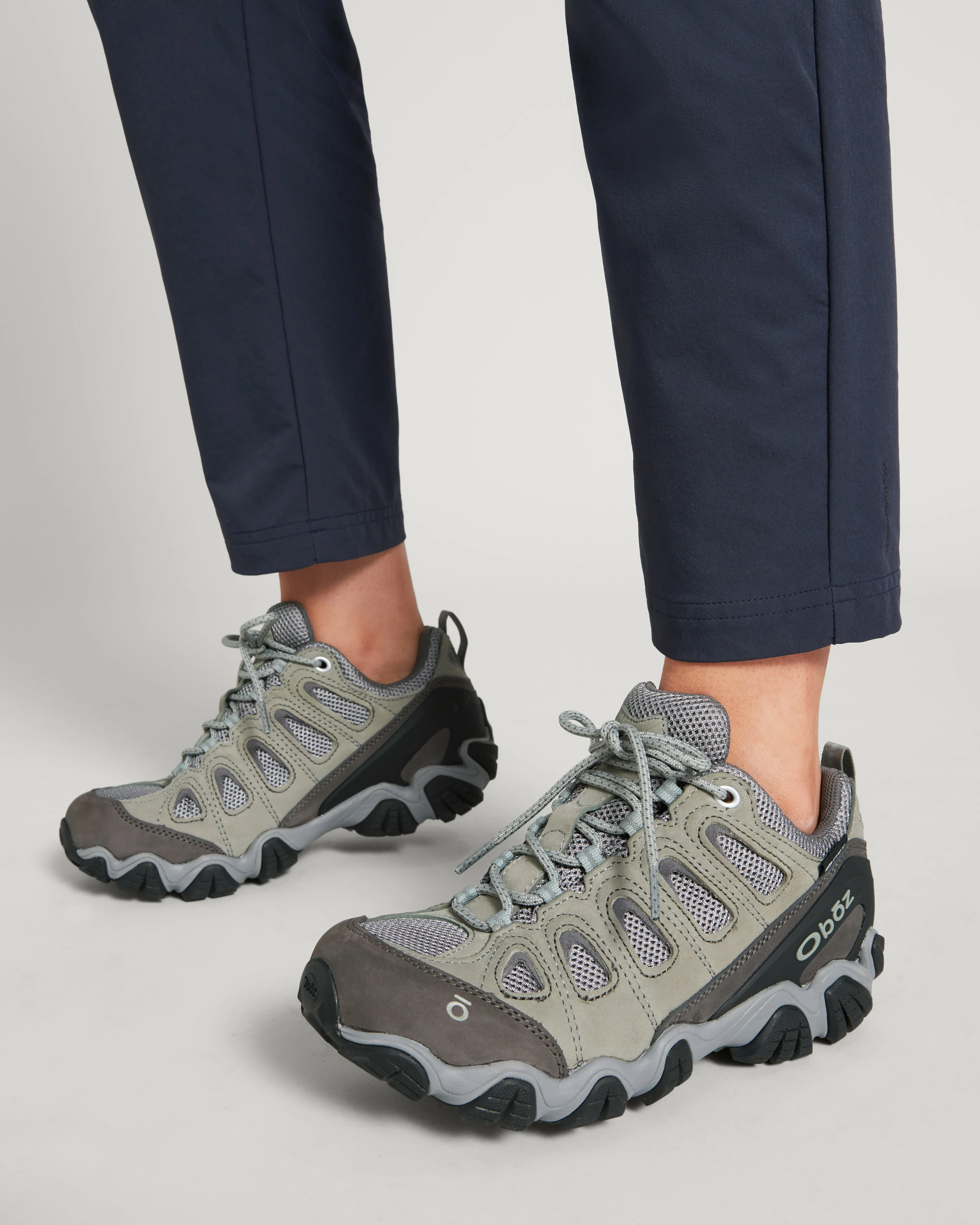 Women's Oboz Sawtooth II Low Waterproof Hiking Shoes - Frost Gray/Sage - Image 3