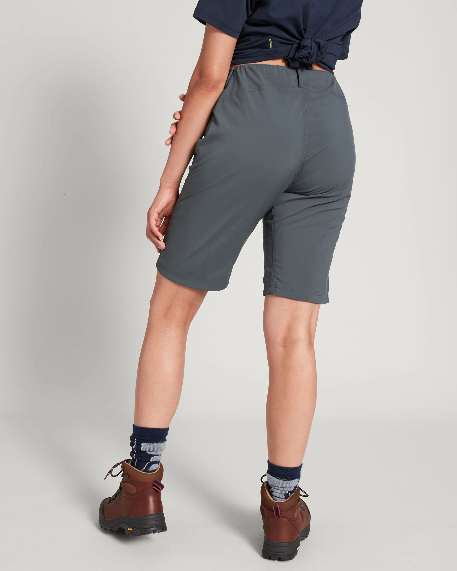 Praca Women's Hiking Shorts - Granite - Image 2