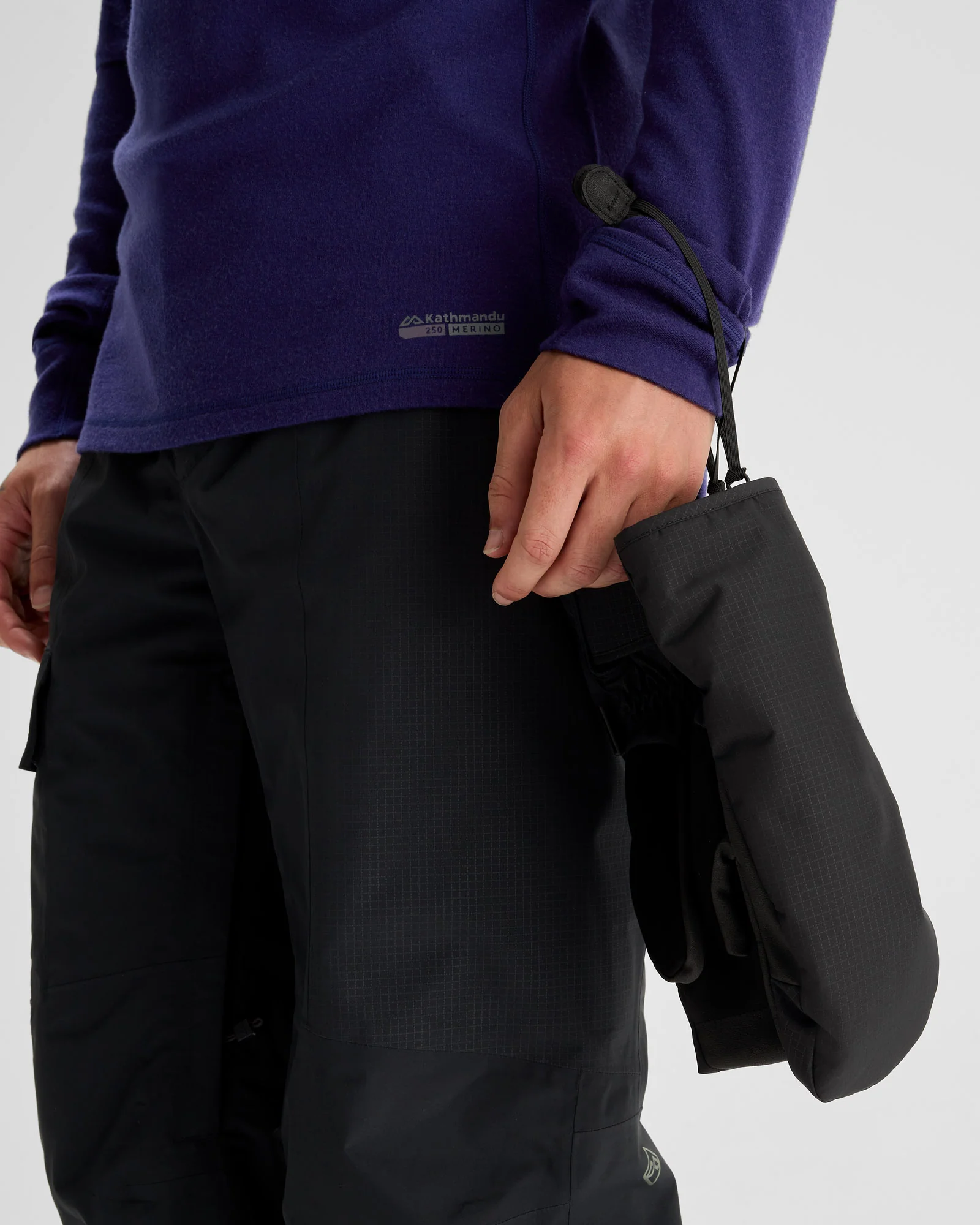 PWDR-Days Insulated Snow Mittens - Black Stingray - Image 5