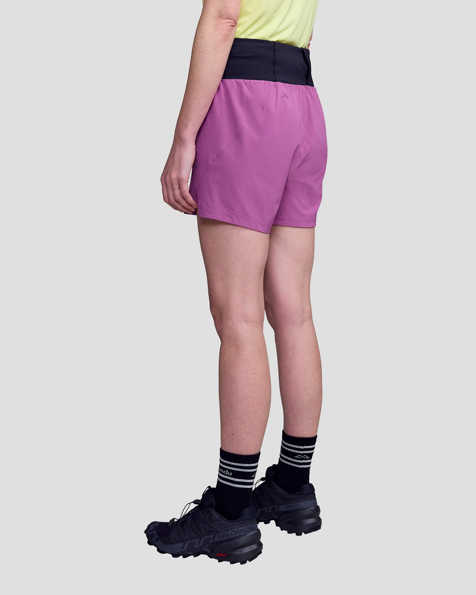 Women's Seeker 5 inch Shorts - Washed Berry - Image 4