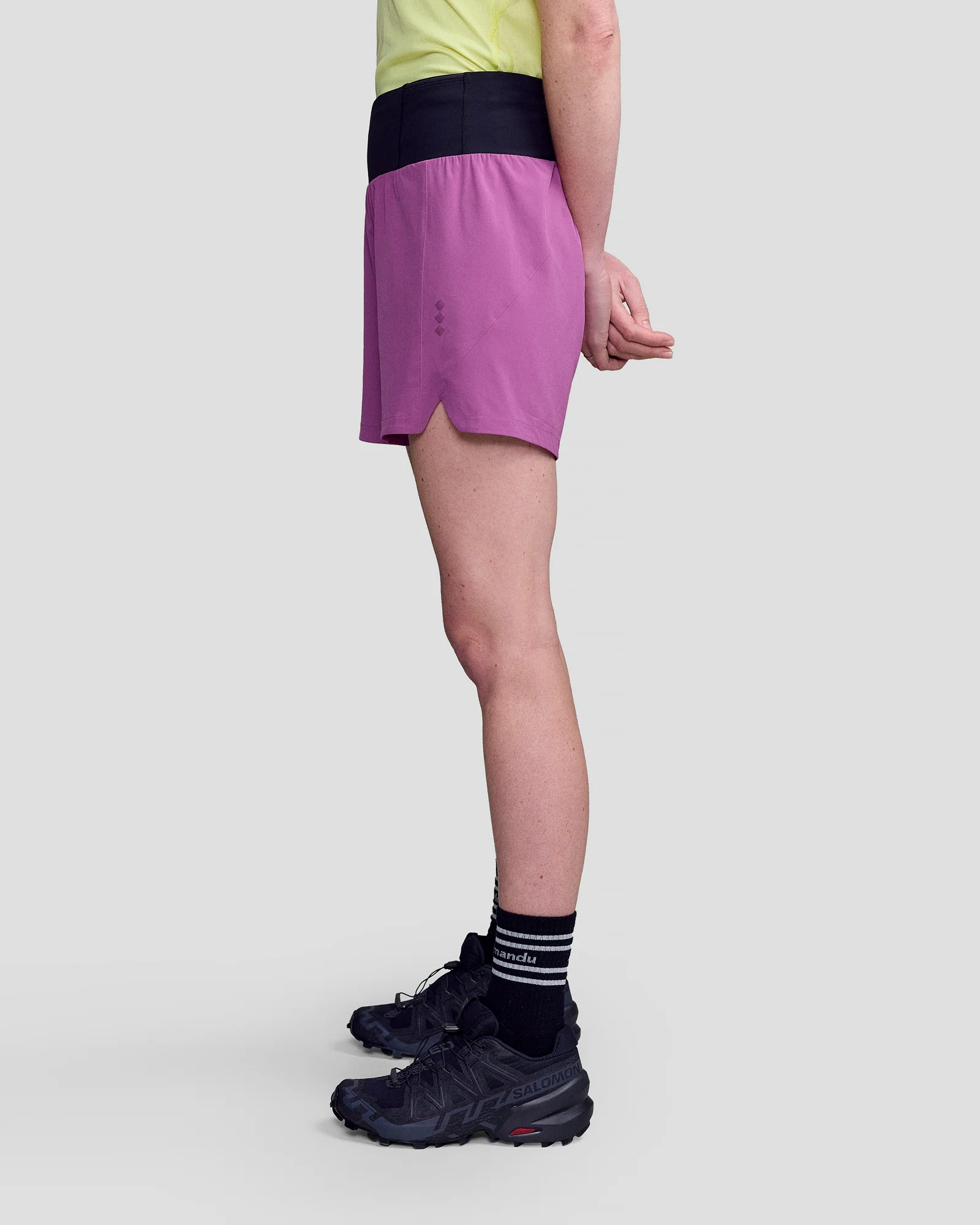 Women's Seeker 5 inch Shorts - Washed Berry - Image 5