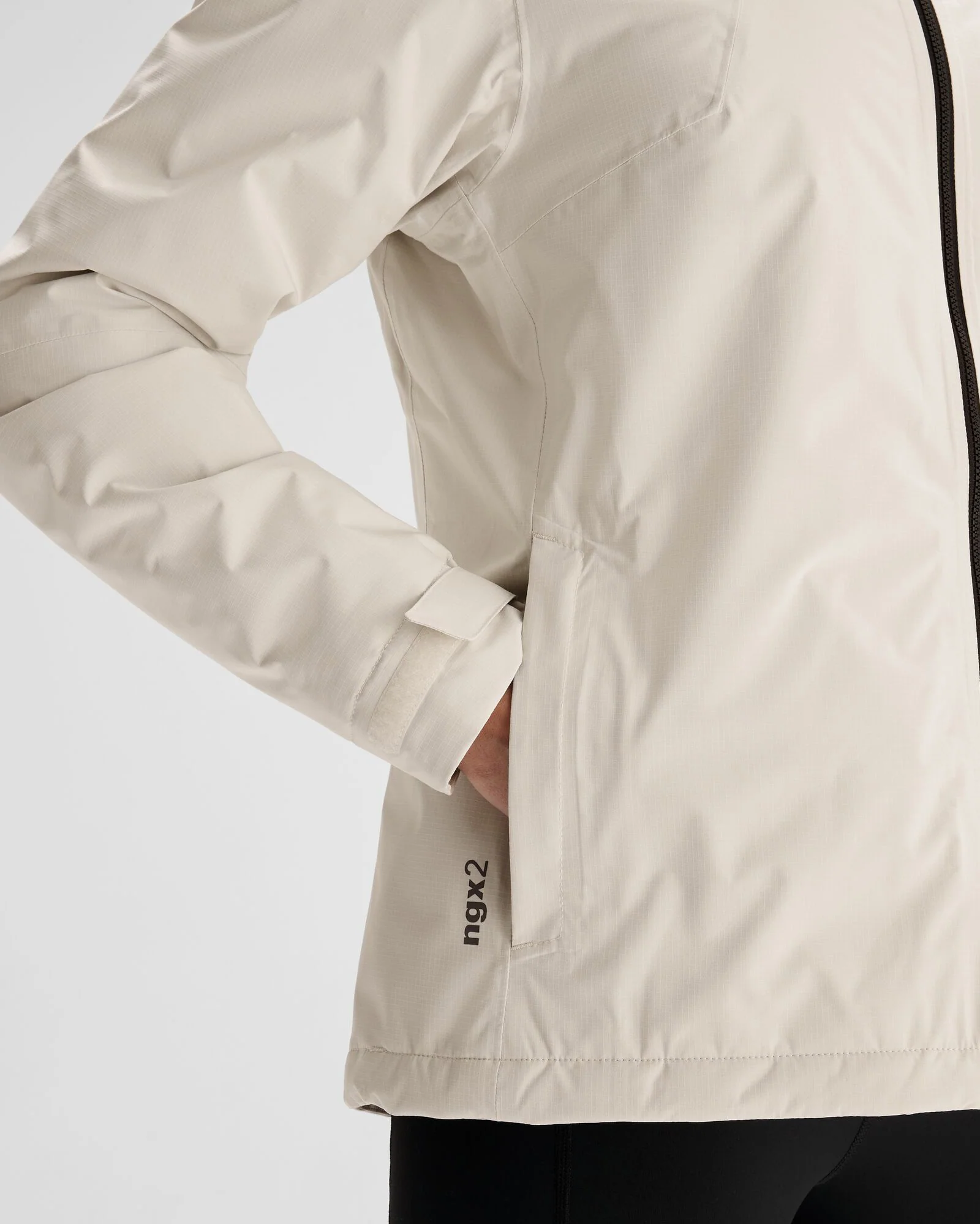 Women's Trailhead 2L Insulated Rain Jacket - Natural - Image 6