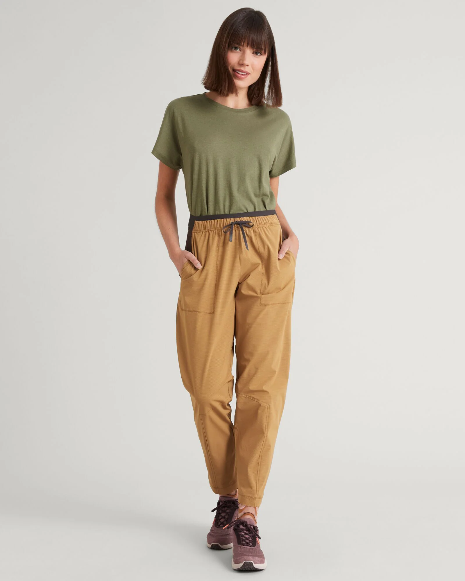 WELL.DER.NESS Energy Women's Joggers - Canvas/Dark Quartz - Image 2